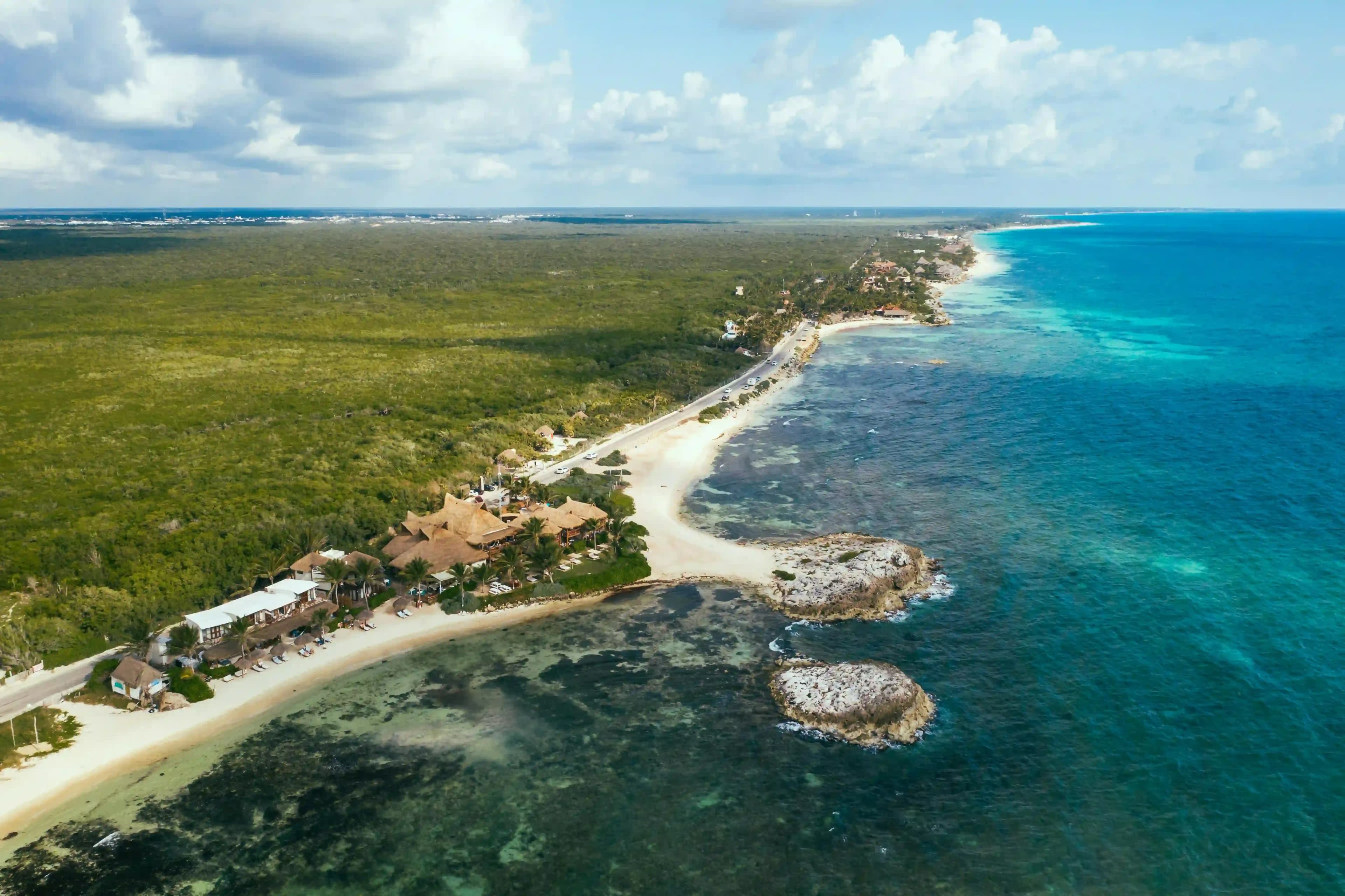 Of course! Here’s the translation: Riviera Maya wins award for Best Destination in Mexico